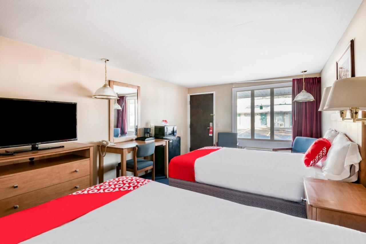 Oyo Hotel Wadsworth Oh I-76 Esterno foto