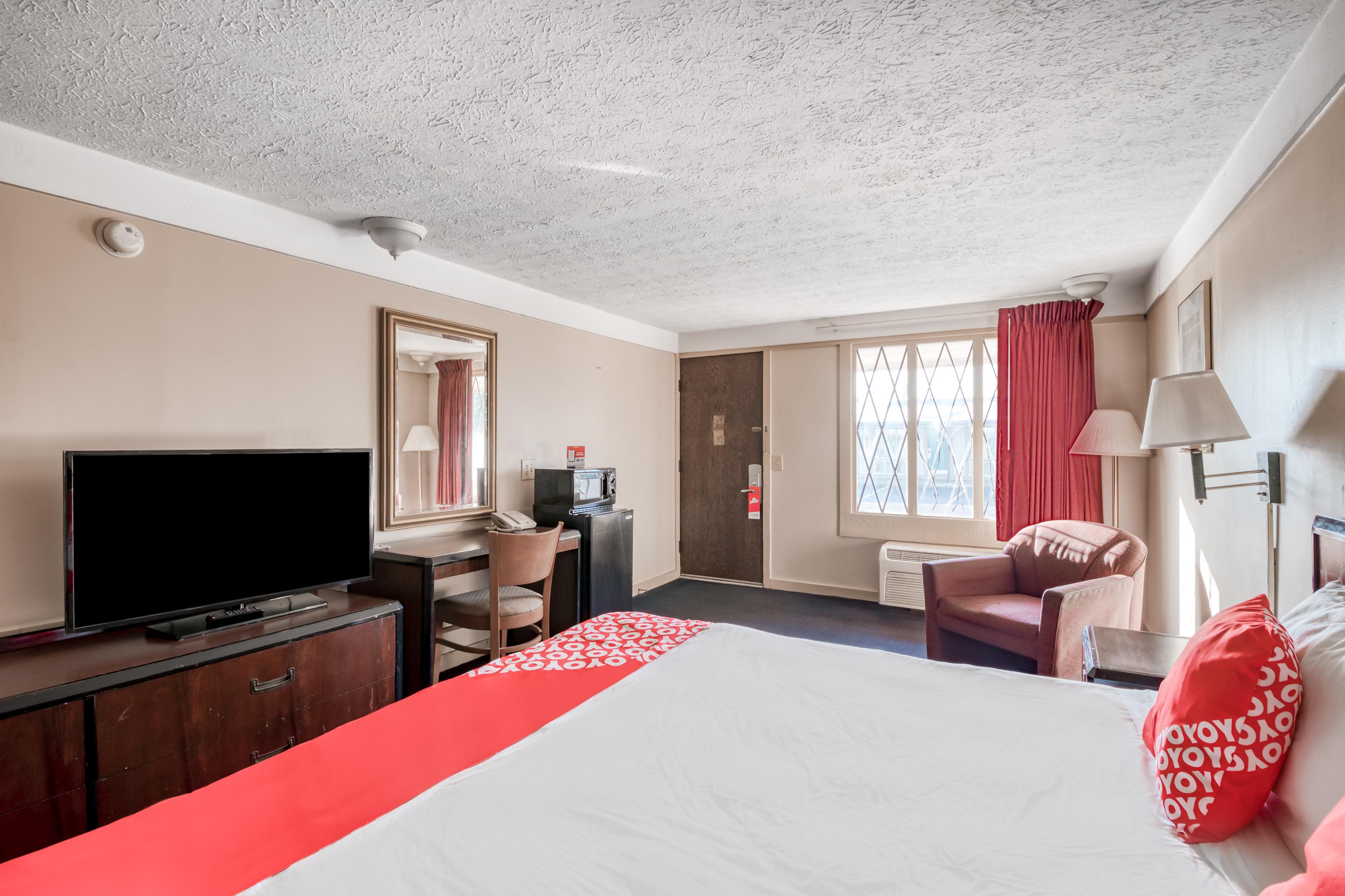Oyo Hotel Wadsworth Oh I-76 Esterno foto